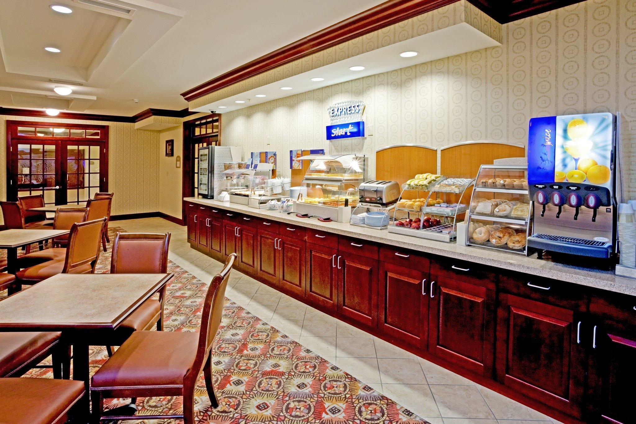 Holiday Inn Express & Suites Albany Airport Area - Latham By Ihg Exteriér fotografie