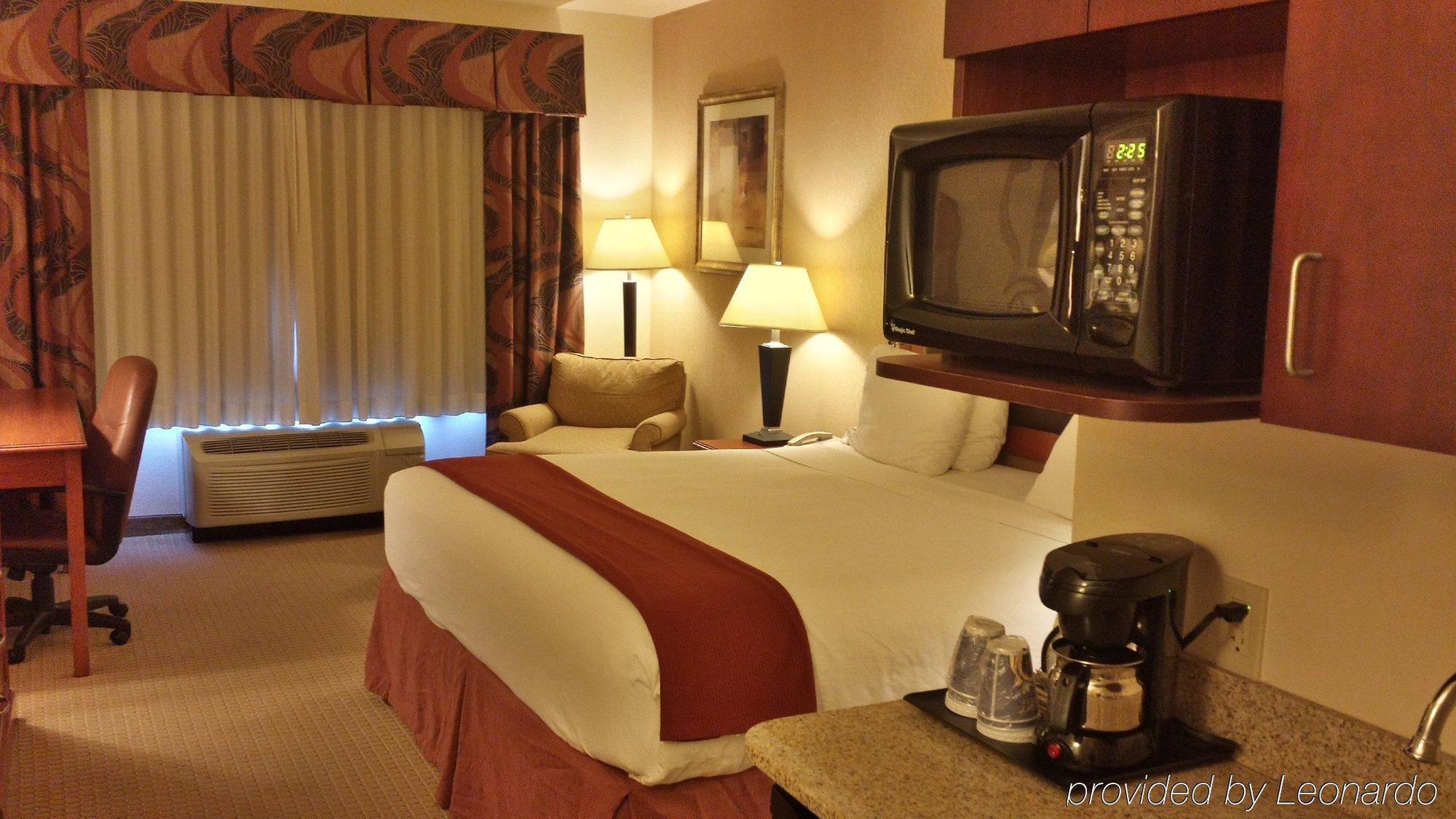 Holiday Inn Express & Suites Albany Airport Area - Latham By Ihg Exteriér fotografie